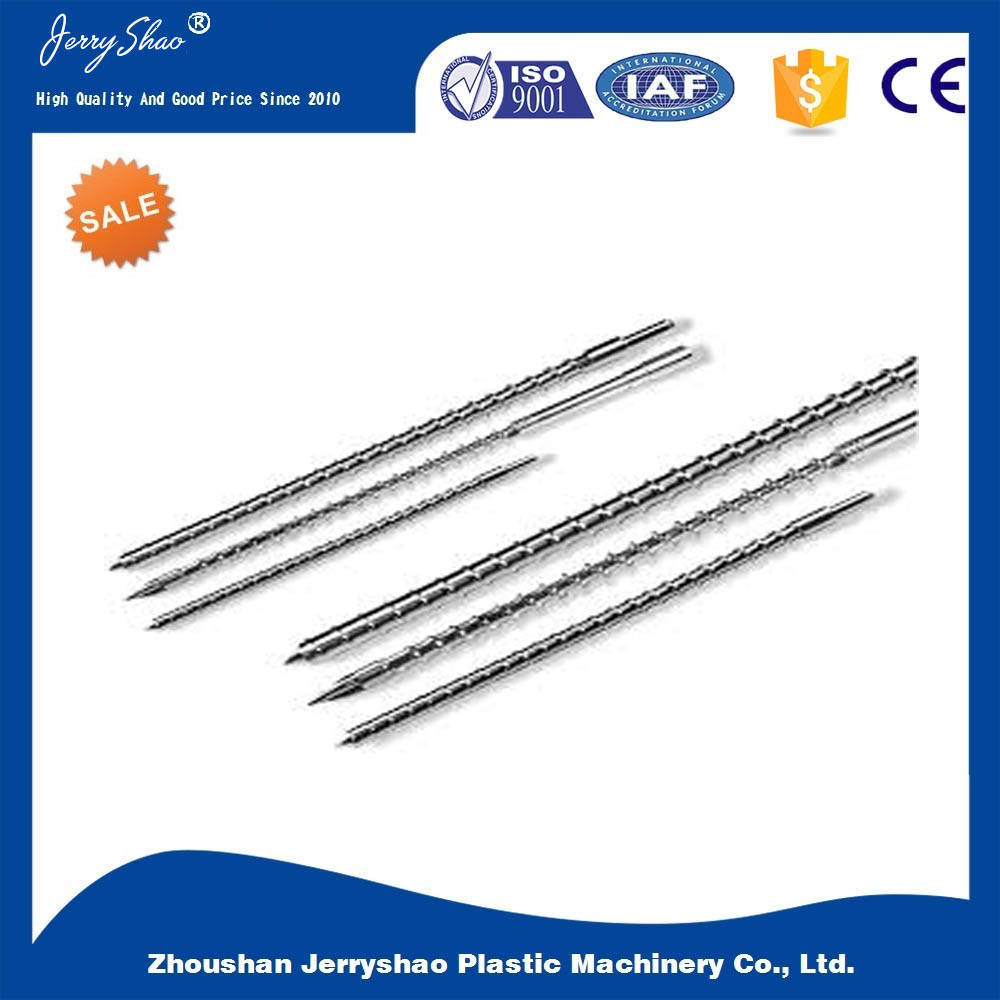 Screw for injection molding machine